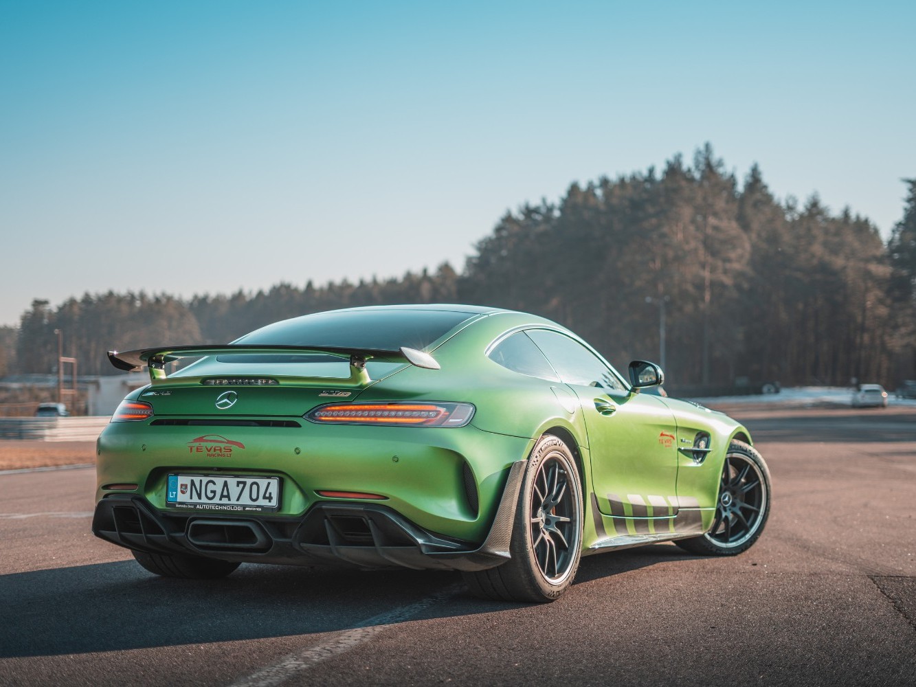 Mercedes Benz AMG GT R